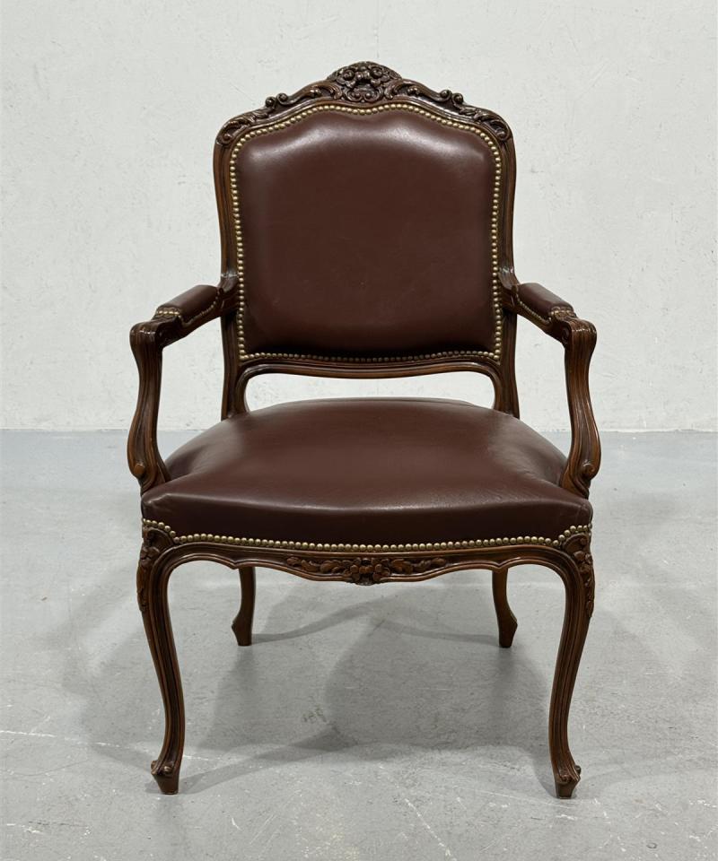 Rokokoo nojatuoli nahkaverhoilu