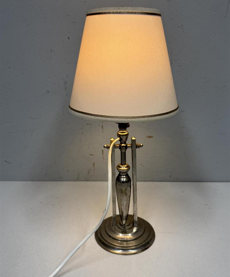 Vintage pöytävalaisin heiluva