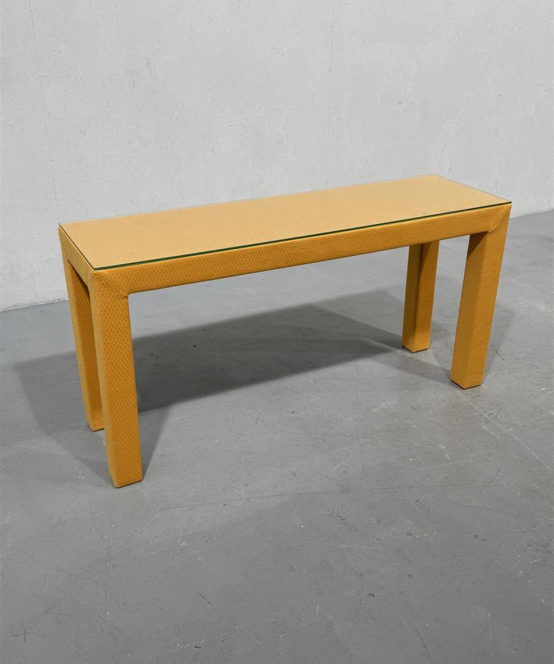 Sivupöytä 120x40 lasitasolla