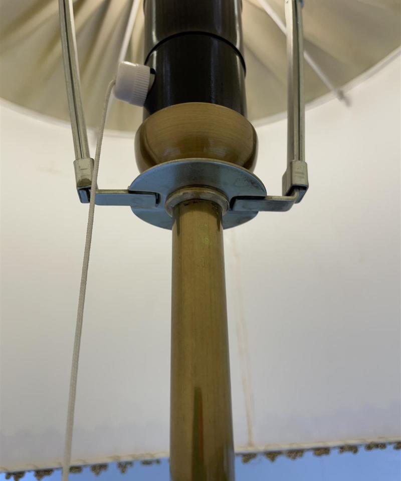 Valinte vintage pöytävalaisin puu messinki 110 cm