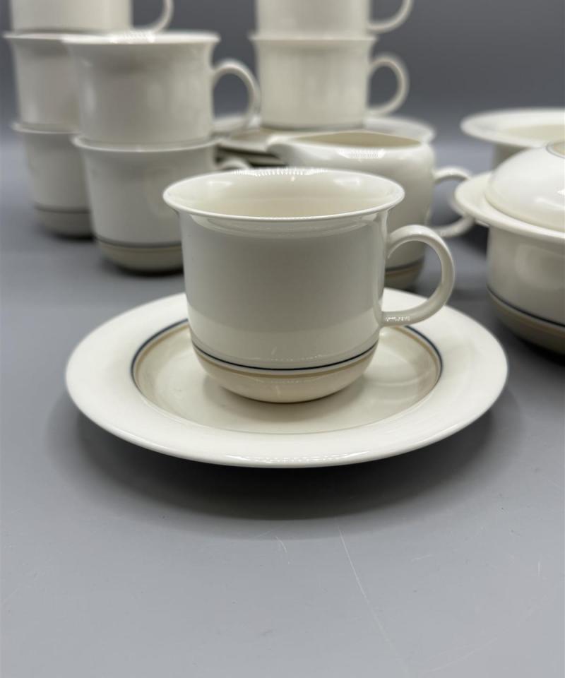 Arabia Arctica Seita kahviastiasto 12 osaa Raija Uosikkinen