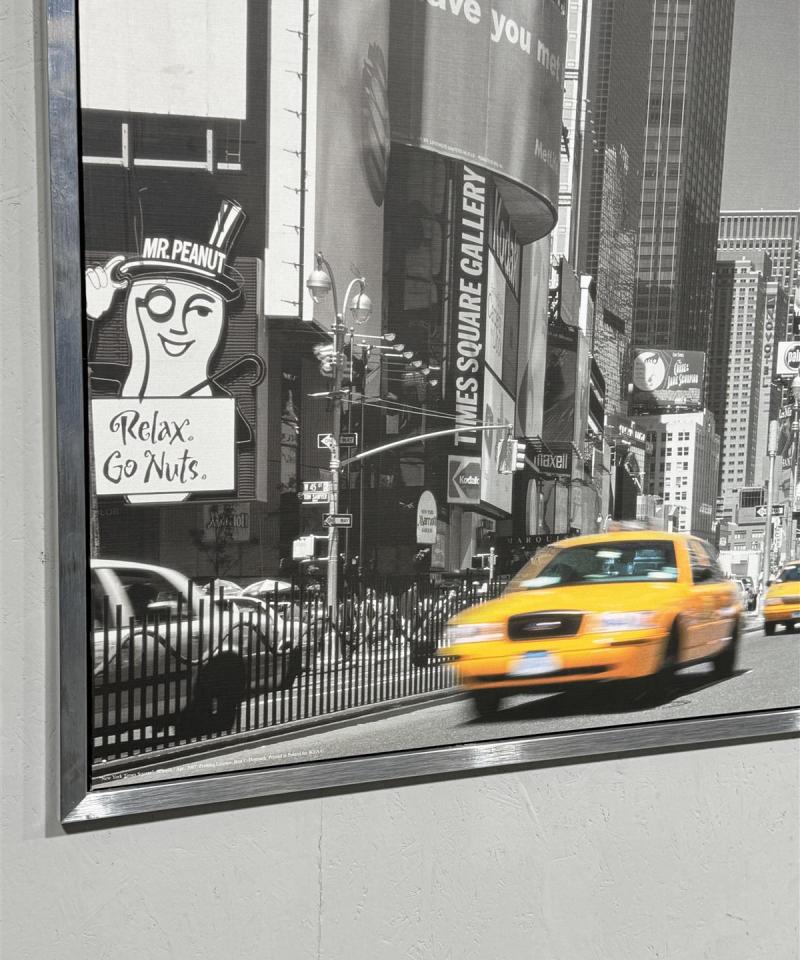 Ikea Vilshult New York Times Square taulu
