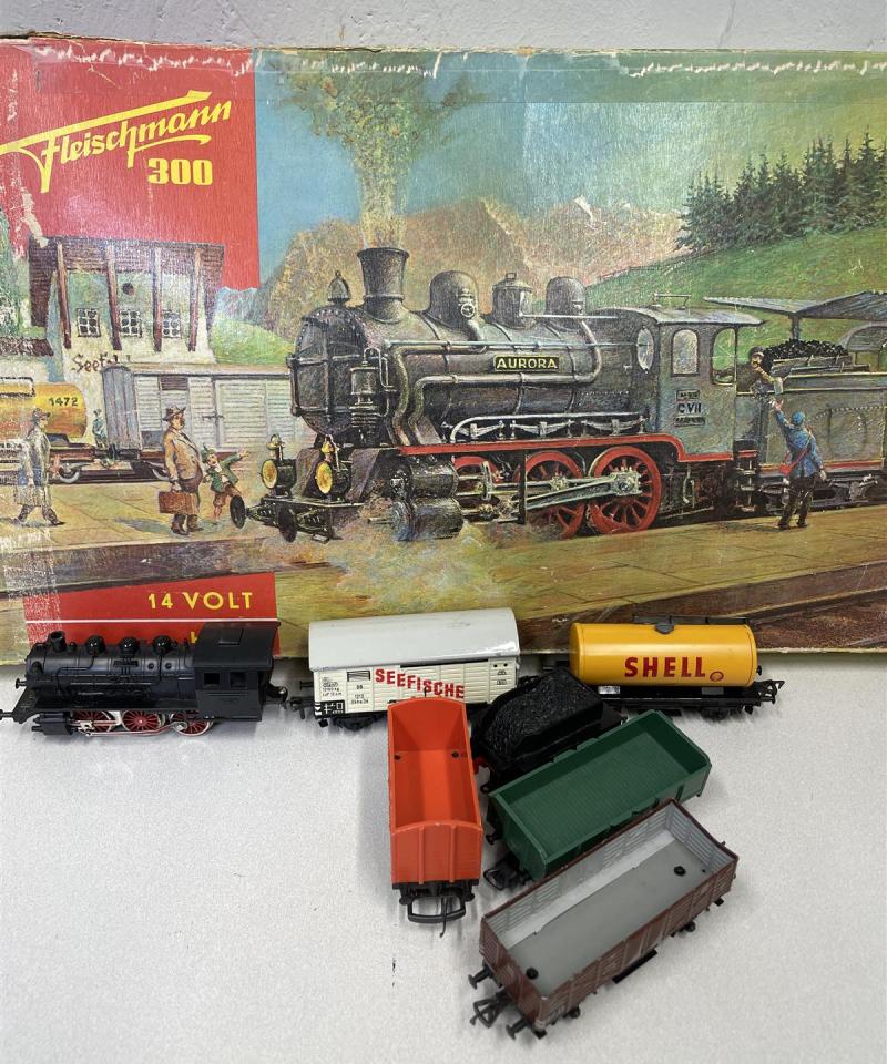 Fleischmann 300 junaratasetti