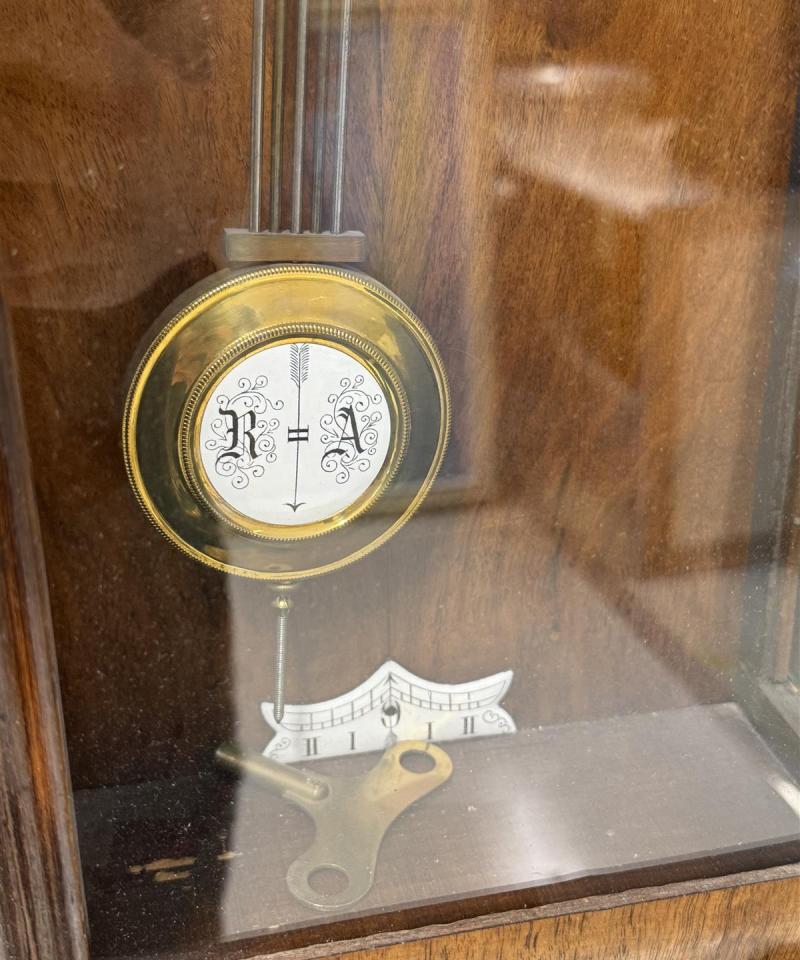 Junghans seinäkello puu