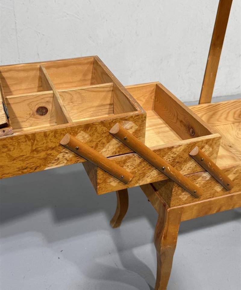 Vintage ompelutarvikelaatikko visakoivu