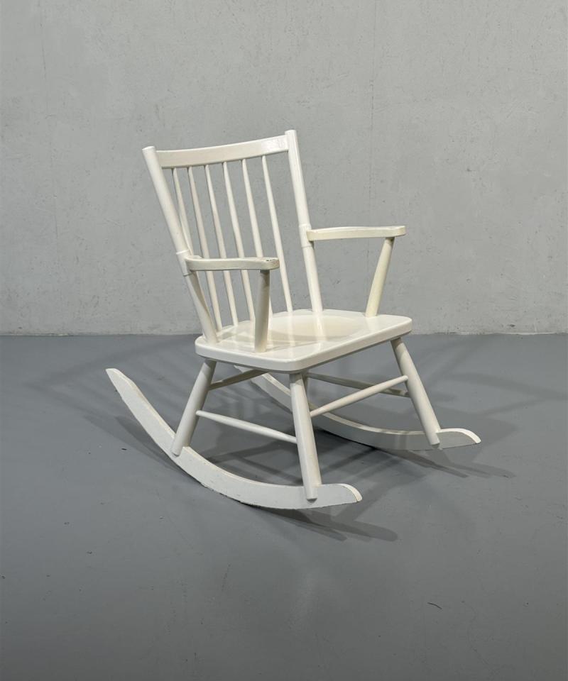 Vakiopuu Ester keinutuoli