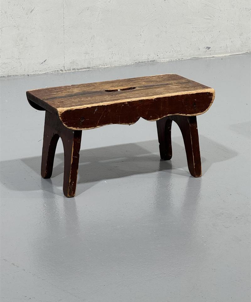 Vintage talonpoikaistyyli pikku jakkara