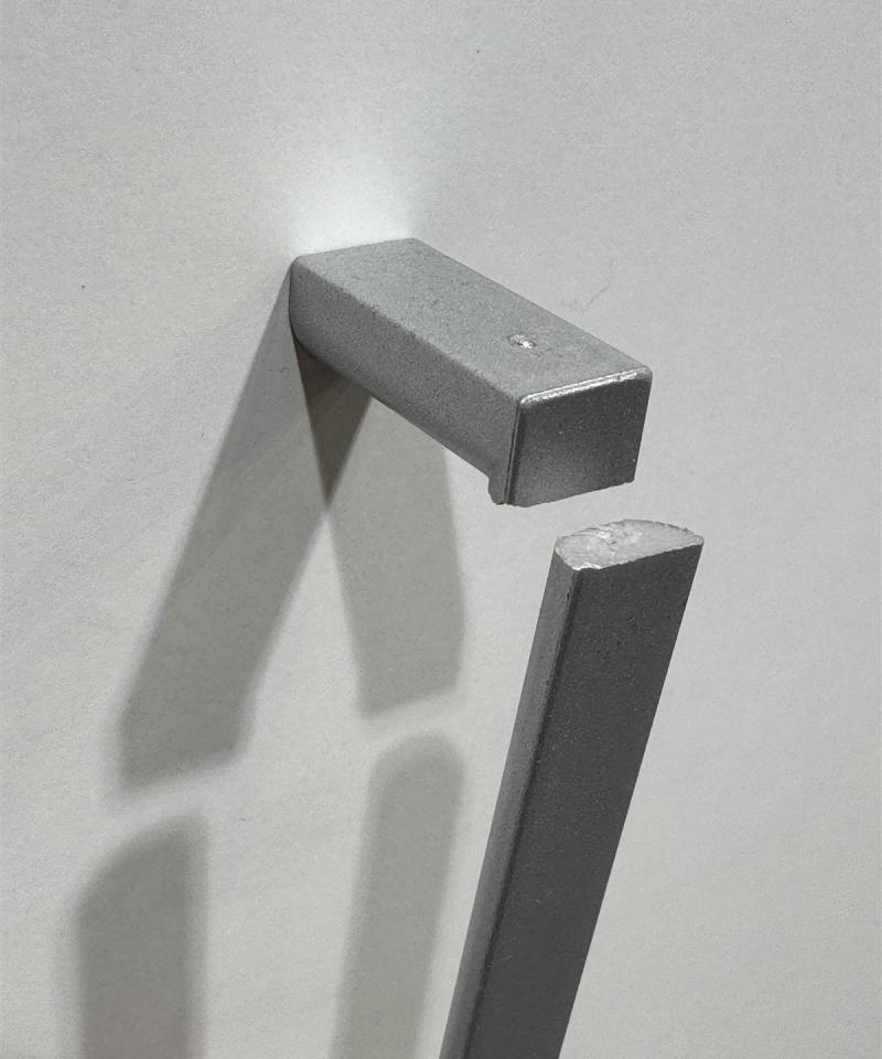 Vaatekaappi valkoinen