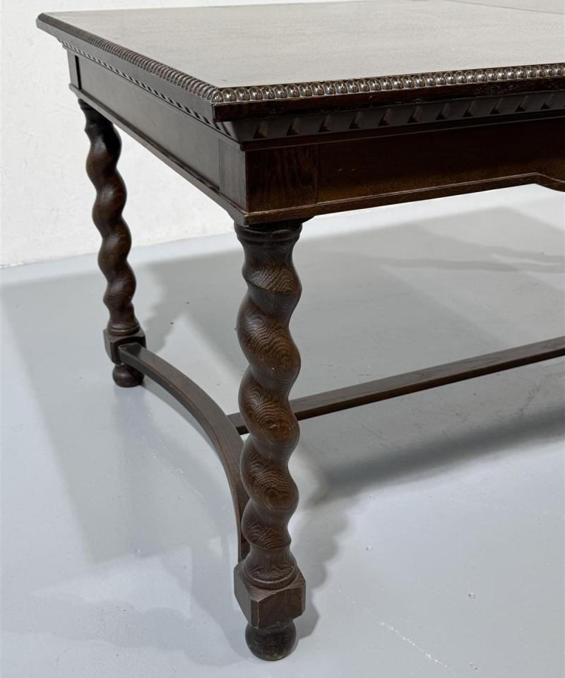 Vintage barokkipöytä puu 175x100 jatkopalalla