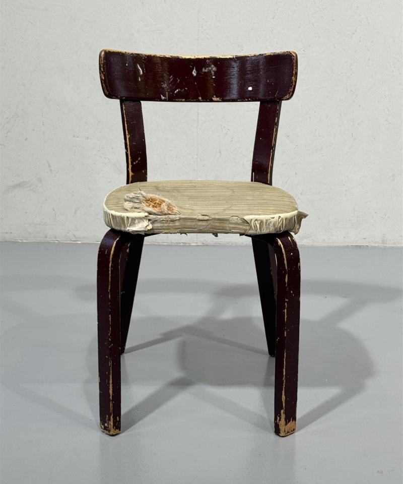 Alvar Aalto 69 tuoli entisöitäväksi