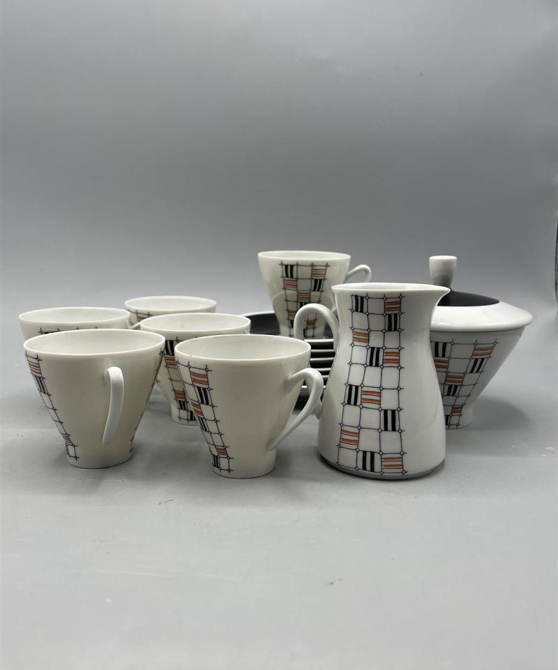 Freiberger Porzellan kahviastiat 8-osaa