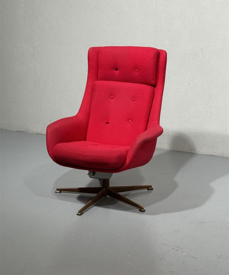 Retro nojatuoli punainen