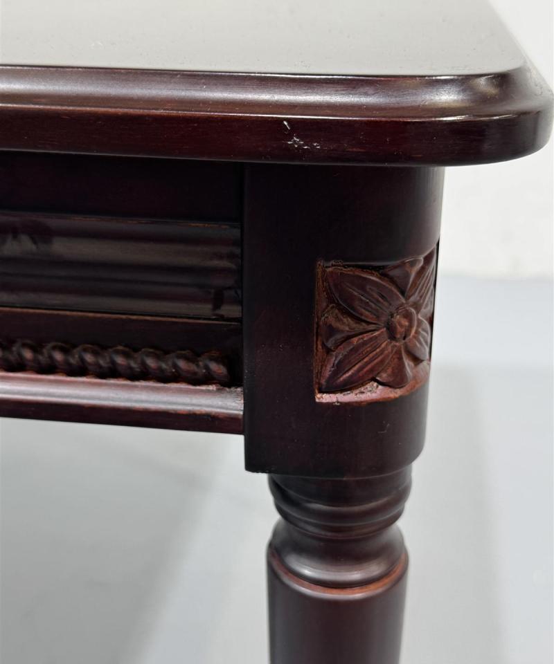 Kustavilais ruokapöytä 115x84 jatkettava