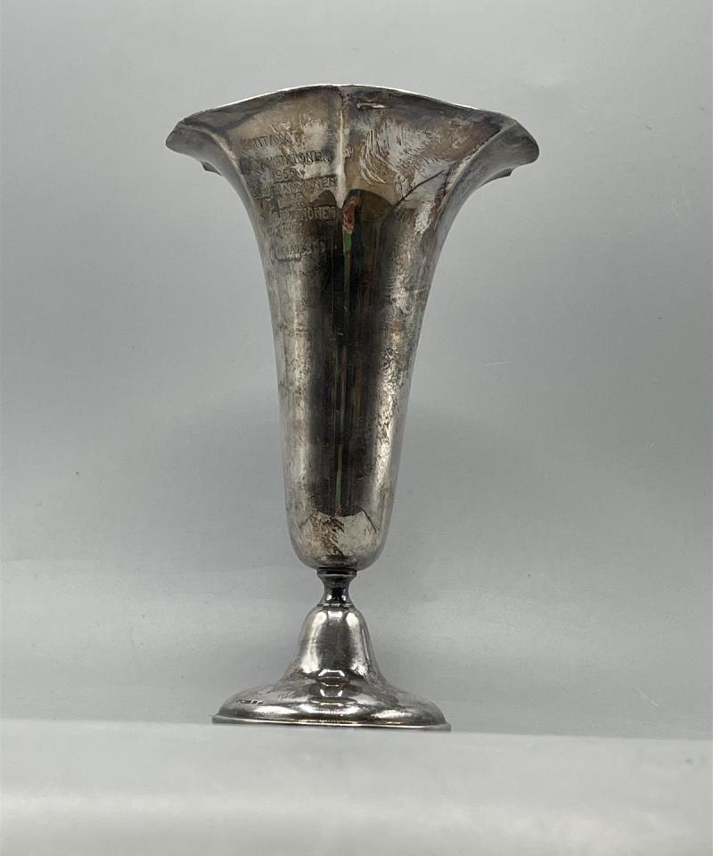 Hopea maljakko pokaali Olavi Mannonen, 243g