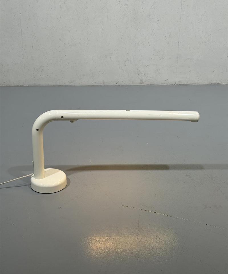 Atelje Lyktan Tuben retro pöytävalaisin