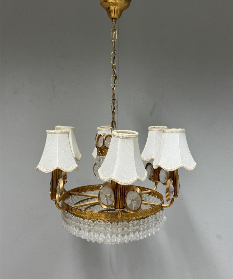 Kattokruunu kristalli ja messinki