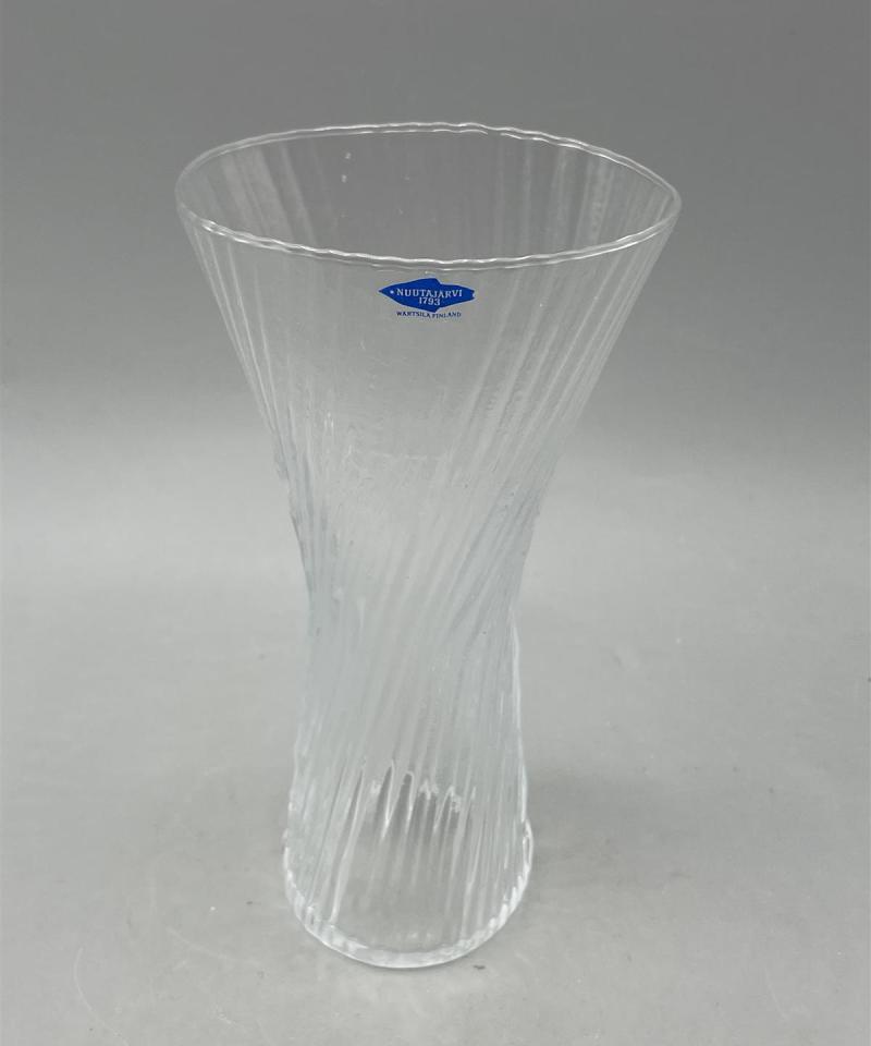 Nuutajärvi Vilja maljakko, Oiva Toikka