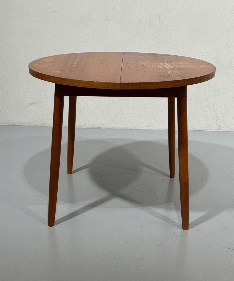 Vintage teak 60-luku ruokapöytä jatkettava