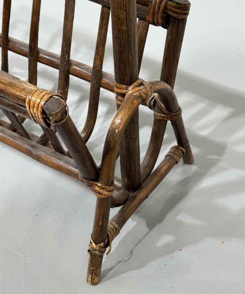 Rottinkinen lehtiteline