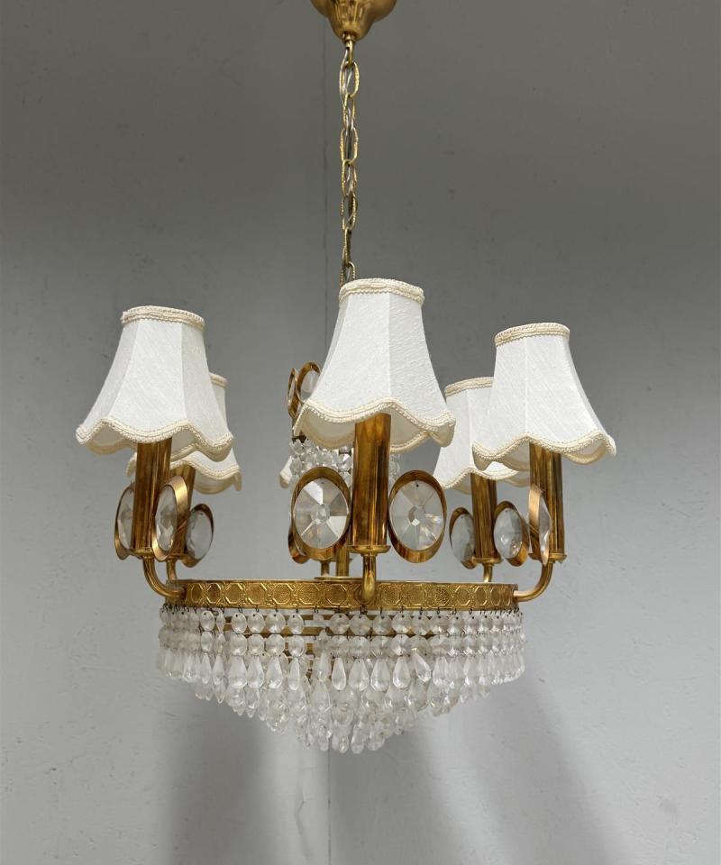 Kattokruunu kristalli ja messinki