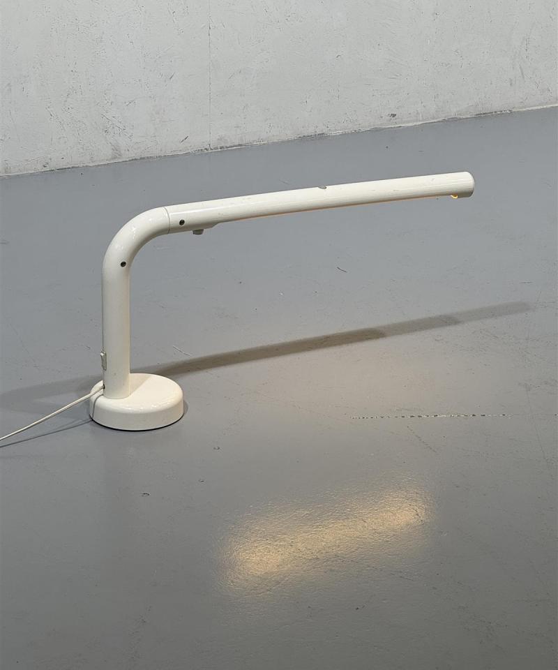 Atelje Lyktan Tuben retro pöytävalaisin