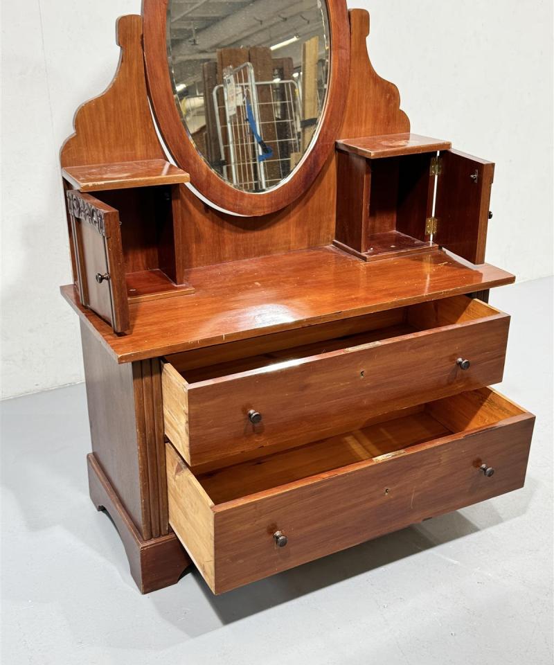 Vintage peilipöytä puu