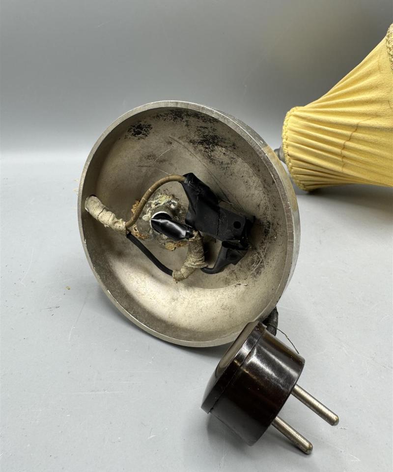 Valinte vintage pöytävalaisin kangasvarjostimella