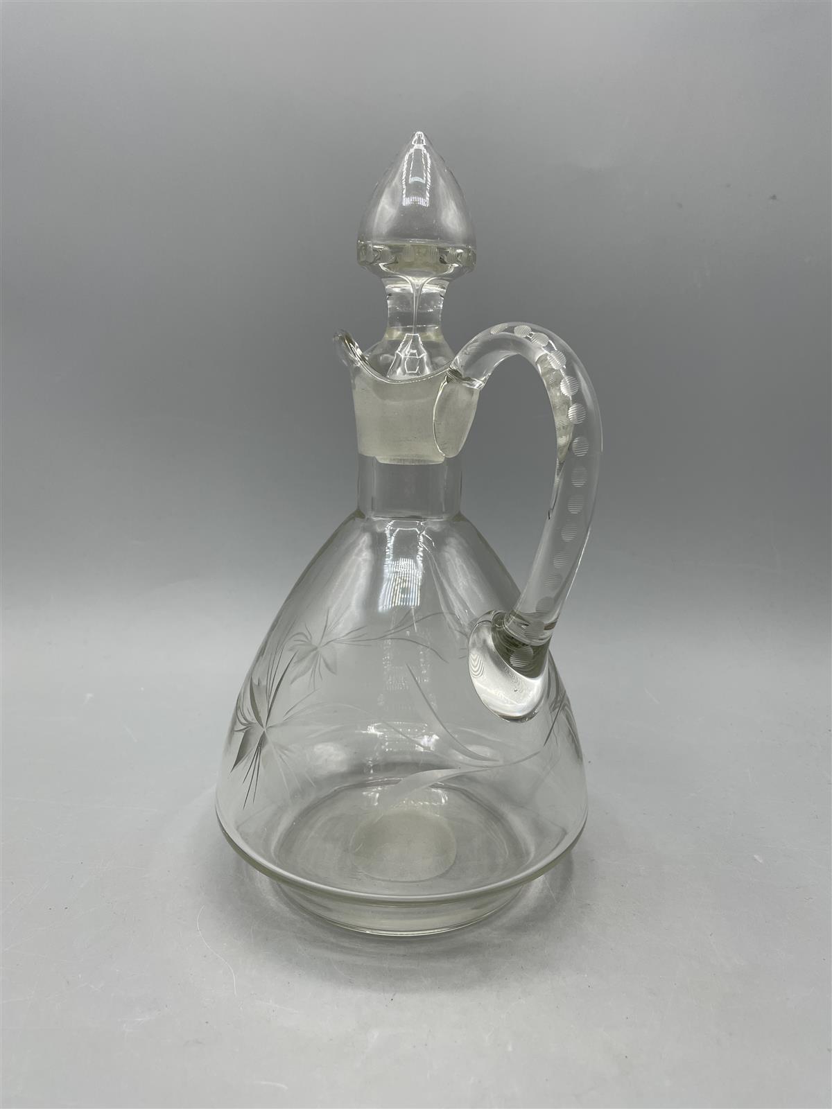 Kumela lasikarahvi, Ilmari Kumela