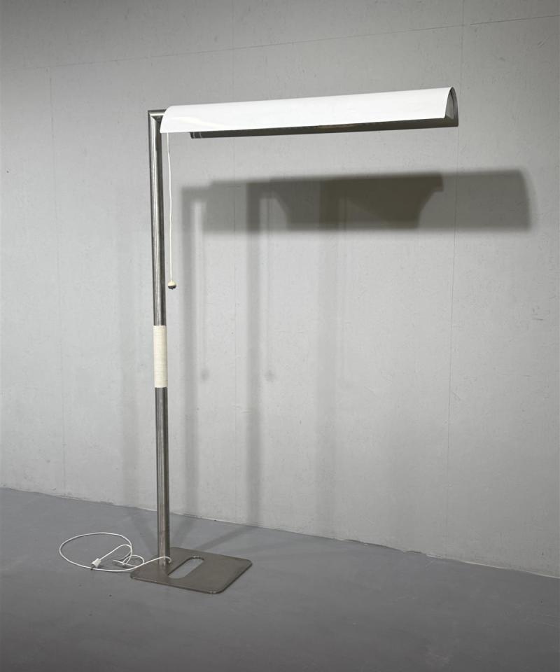 Idman industrial lattiavalaisin