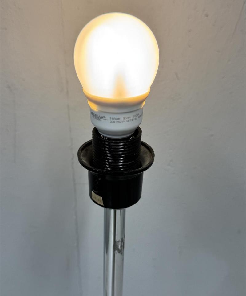 Retro pöytävalaisin jalka, kromi