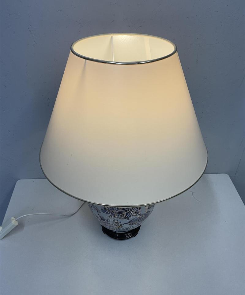 Pöytävalaisin posliinijalka käsinmaalattu