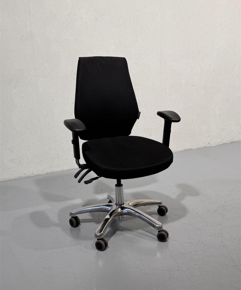 Optimum toimistotuoli