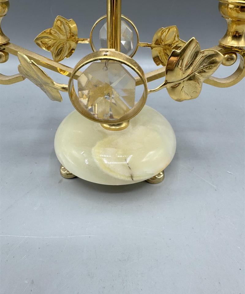 Kynttilänjalka kristalli ja marmori