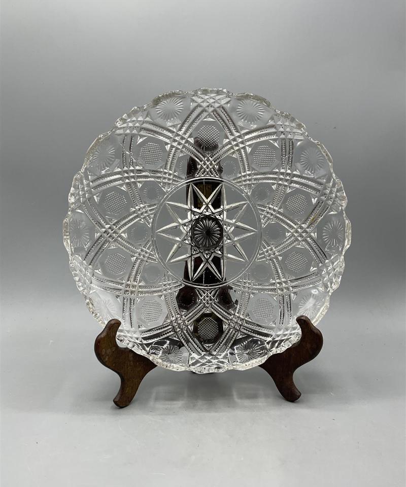 Lasinen tarjoilulautanen