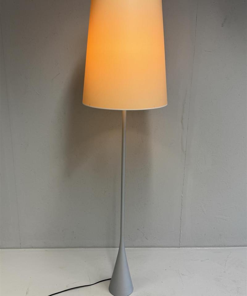 Pascal Mourgue Design Cinna jalkavalaisin