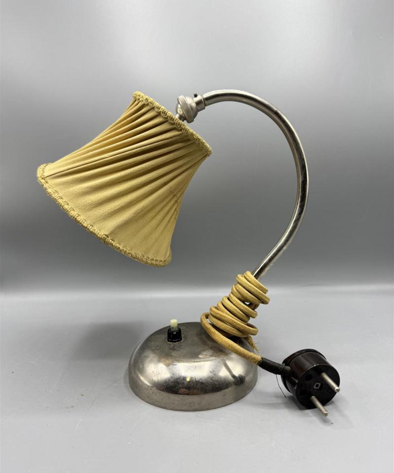 Valinte vintage pöytävalaisin kangasvarjostimella