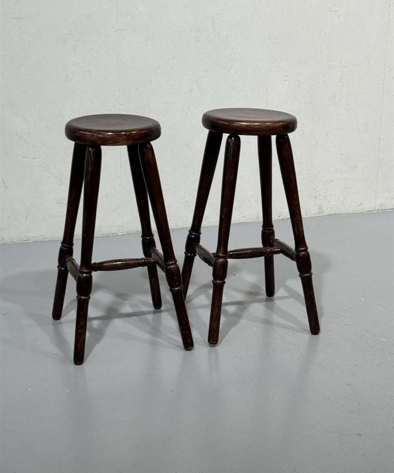 Vintage jakkarat puu ruskeat (2 kpl)