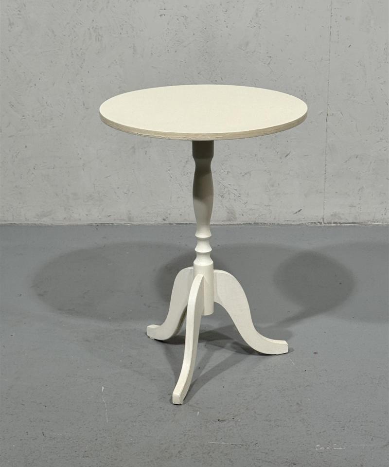 Sivupöytä kolmijalka valkoinen