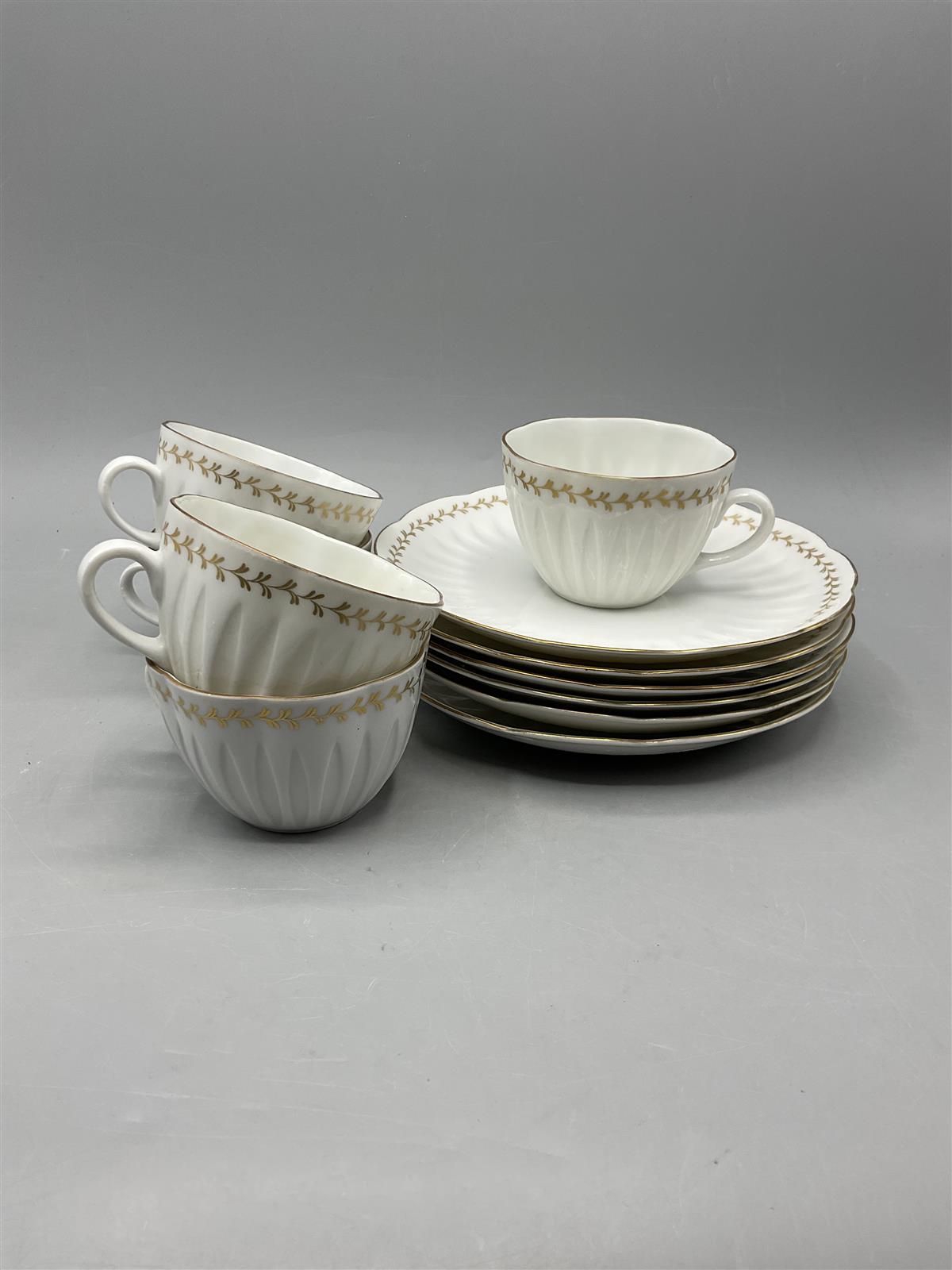 Arabia Keiju kahvikupit 5kpl, lautaset 6kpl