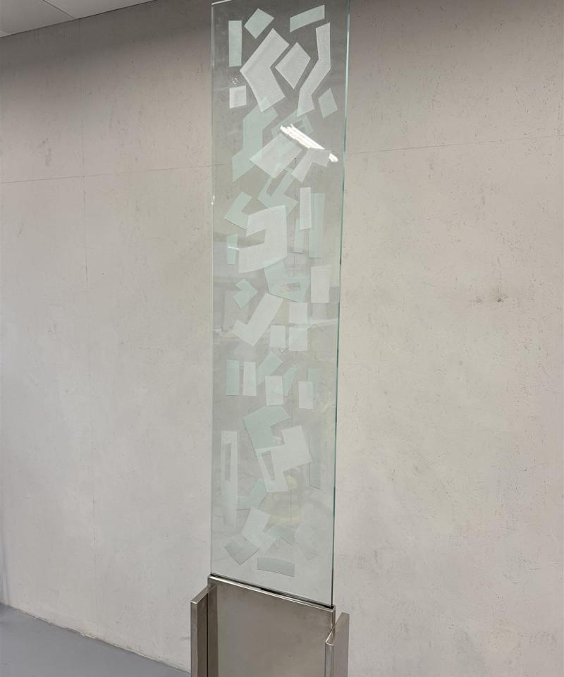 Eino Ruutsalo lasipilari taideteos