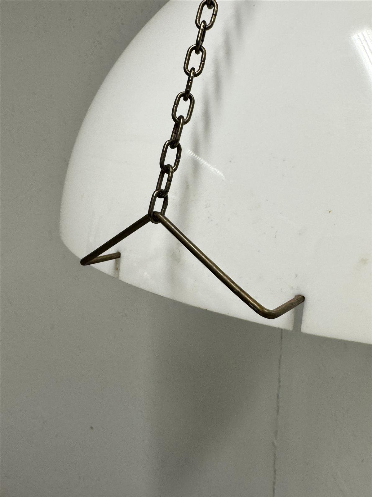 Vintage riippuvalaisin akryyli valkoinen