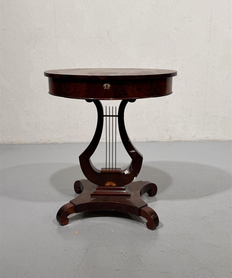 Empire Lyyra ompelupöytä puu