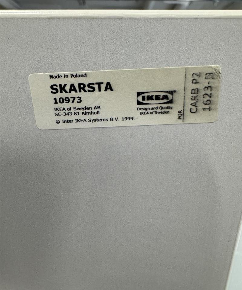 Ikea Skarsta työpöytä 160x80 ja Malkholm työtuoli