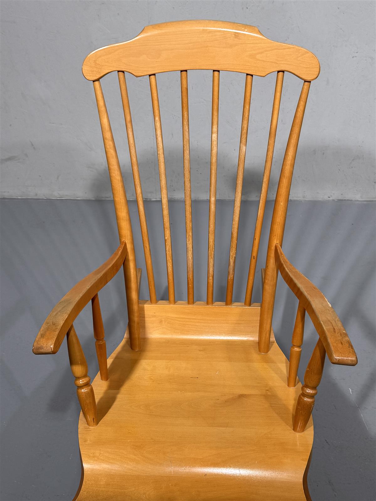 Urjalan keinutuoli puu