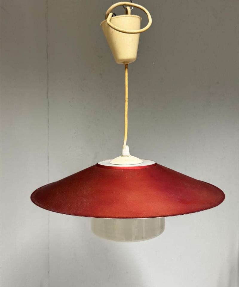 Leo Forell Oy kattovalaisin metalli punainen