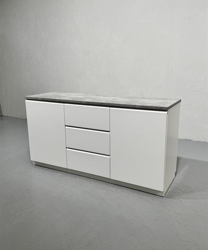 Asko Pallas senkki valkoharmaa