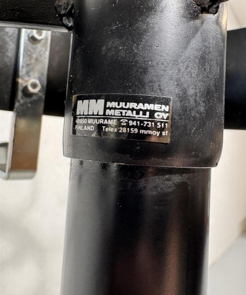 Muuramen Metalli Oy naulakko