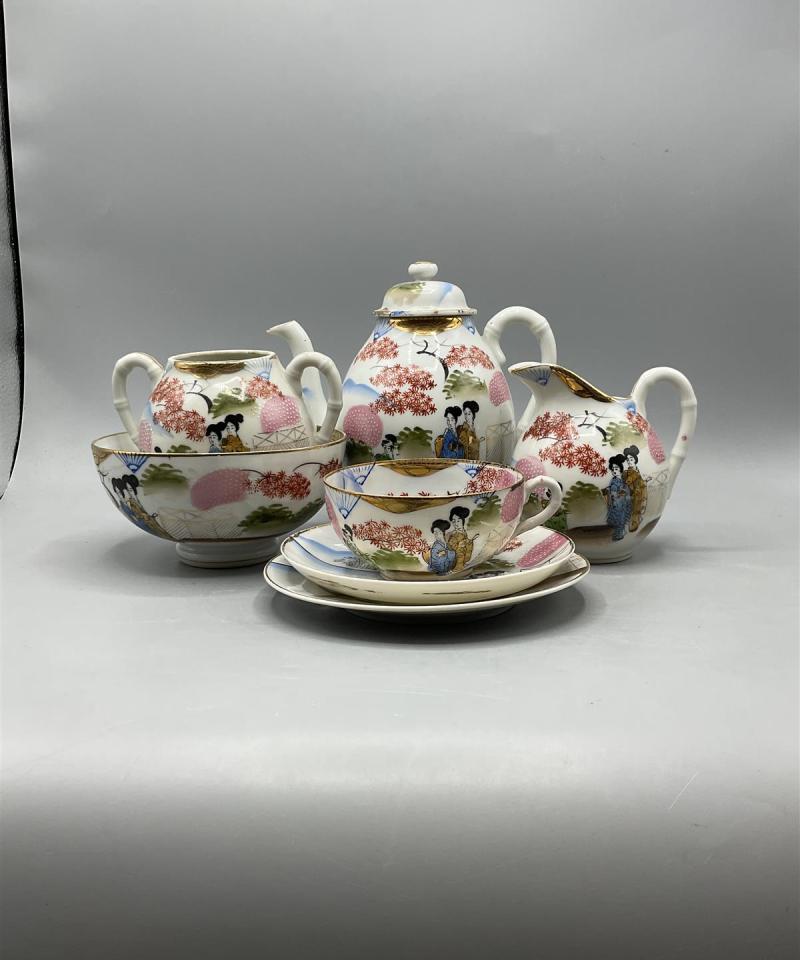 Vintage Japani posliini teeastiasto 24-osaa + 6