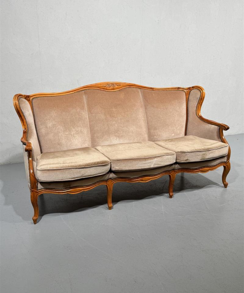 Kruunukaluste rokokoo sohva, beige