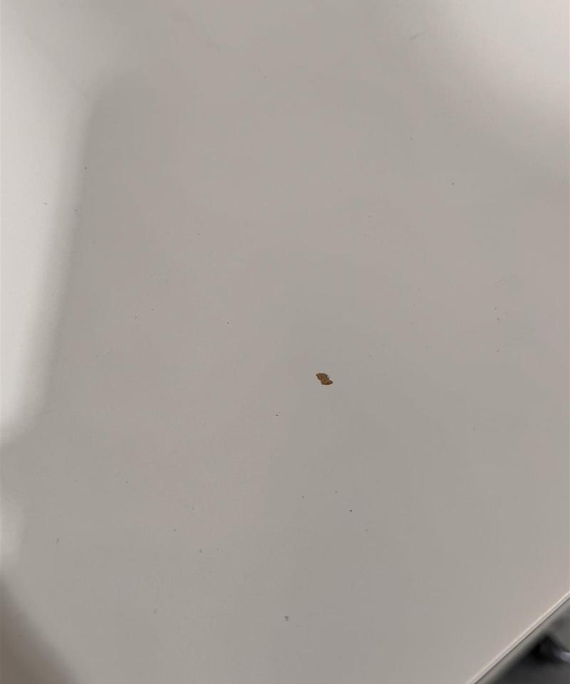 Ikea Kallax hyllykkö rullilla